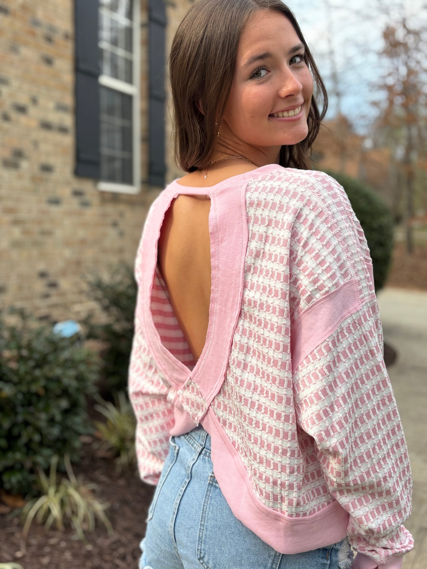 Reversible back cross pullover