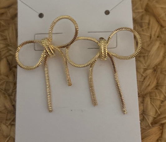 Textured metal bow