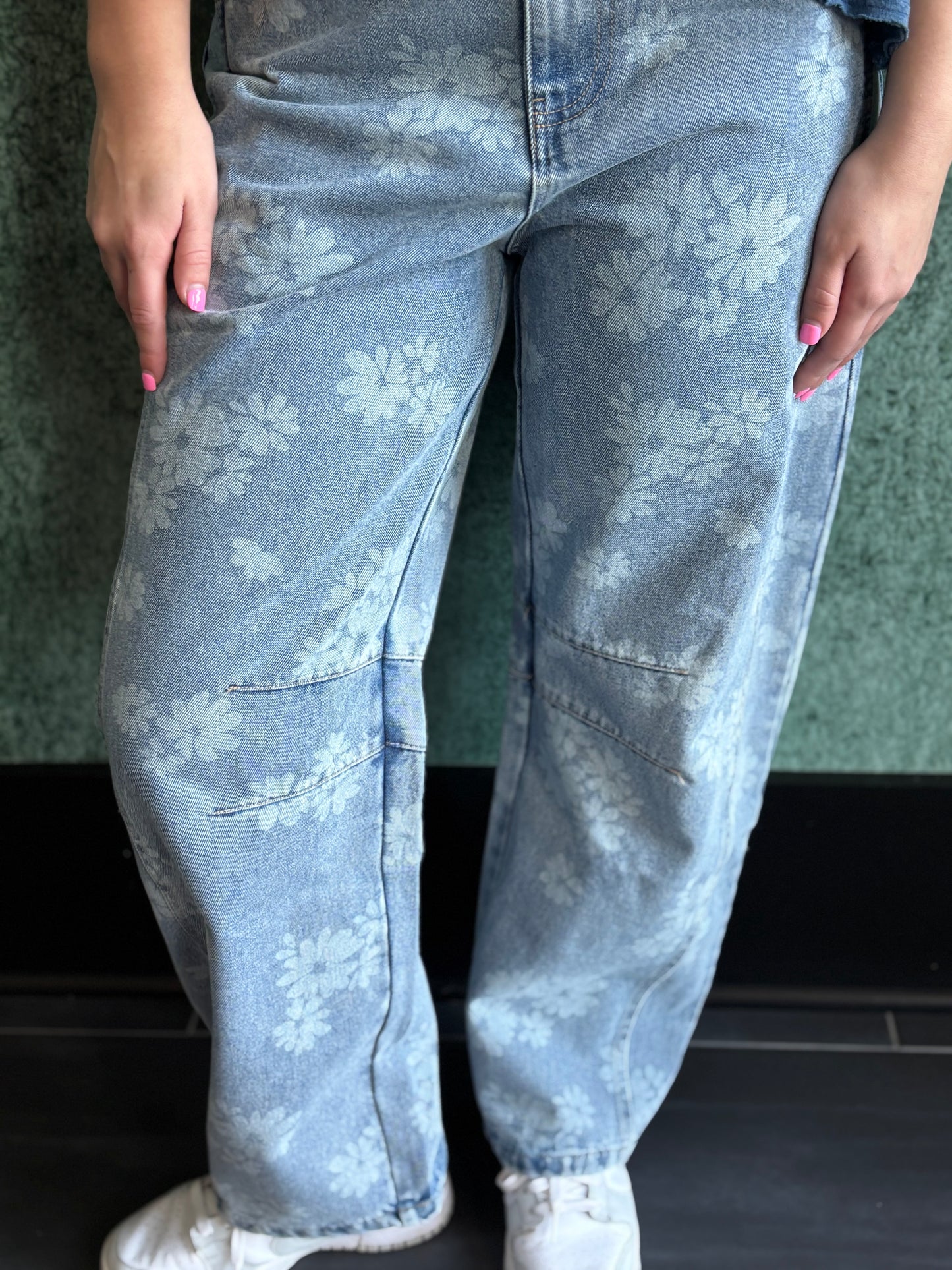 Floral Barrel Jeans